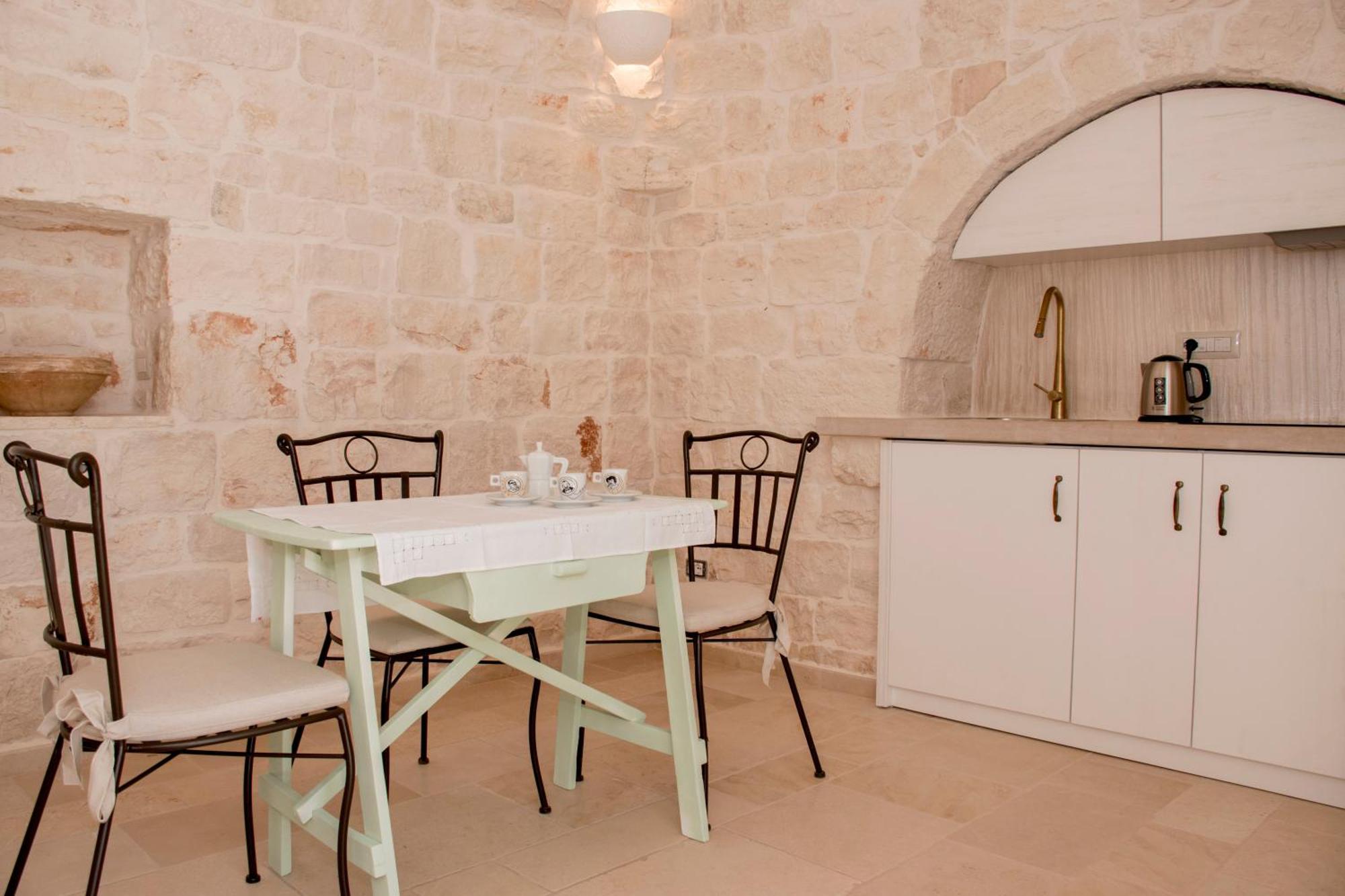 Trullo Cinquenoci Holiday home Locorotondo